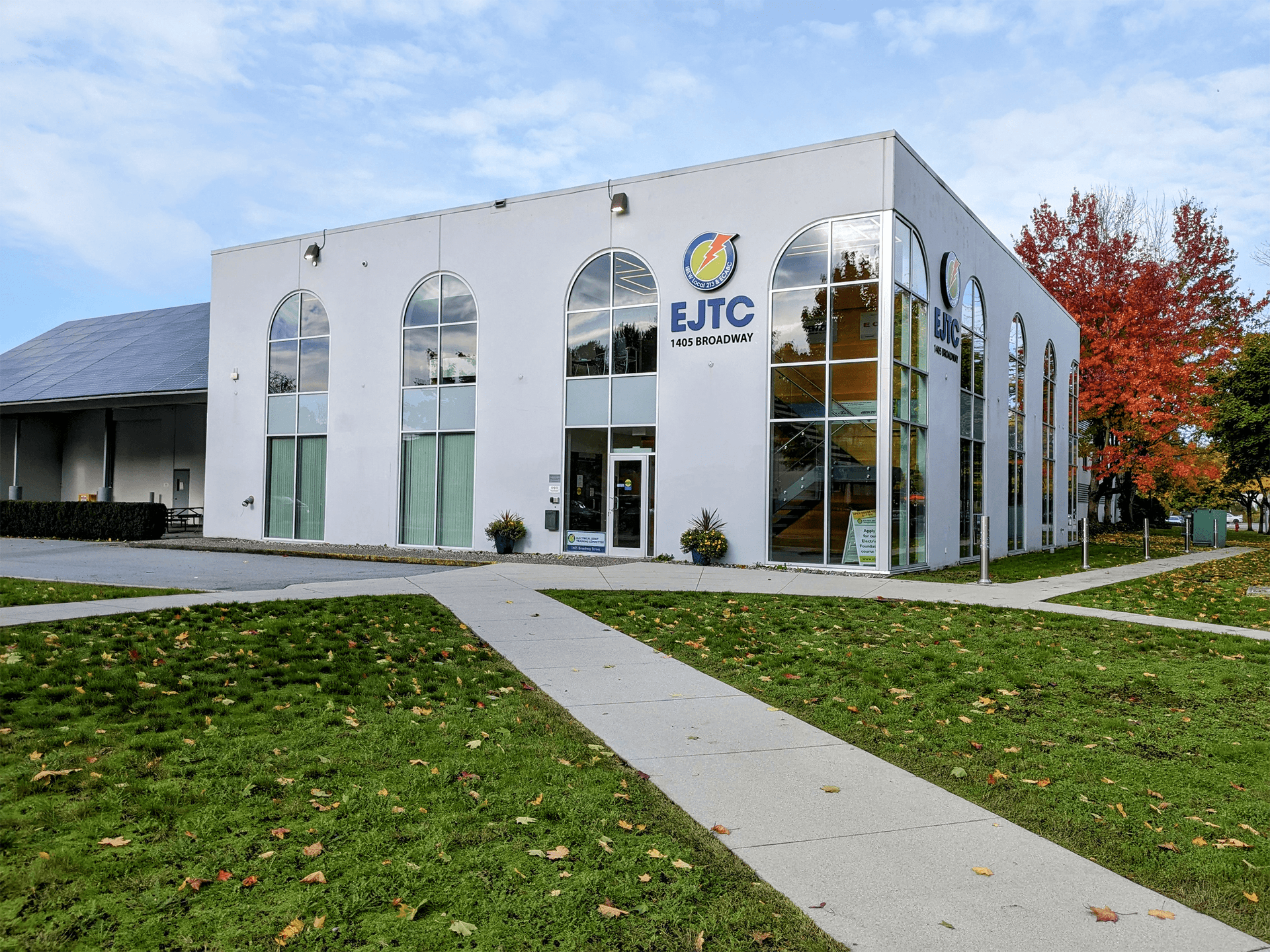The George Ingham Plaza Project: A Celebration of the Electrical Sector in BC